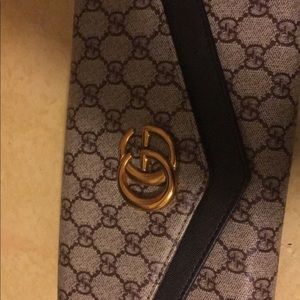 Gucci shoulder purse